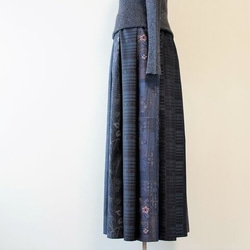 着物リメイク　大島紬のパッチワークスカート 横段に水玉　L 3枚目の画像