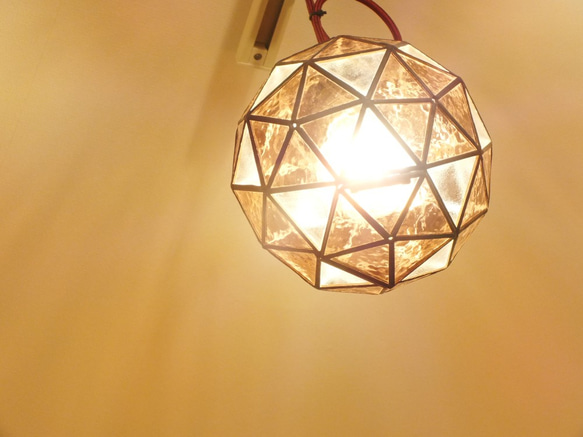 セピア色したソフィアのペンダントライト（クリア、ジオデシック、テラリウムドーム、ＬＥＤ電球付） 3枚目の画像