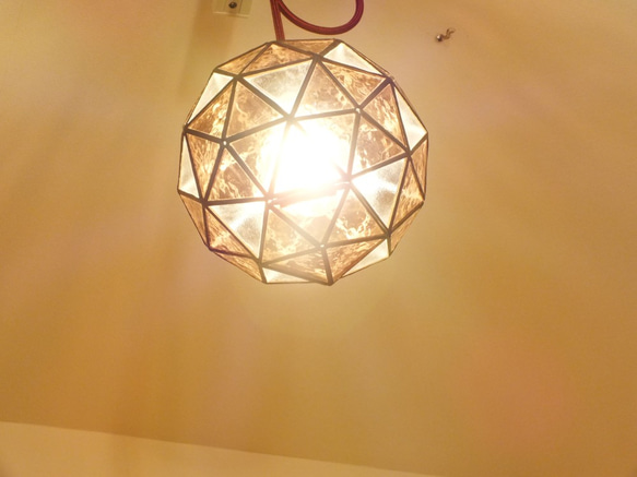 セピア色したソフィアのペンダントライト（クリア、ジオデシック、テラリウムドーム、ＬＥＤ電球付） 5枚目の画像