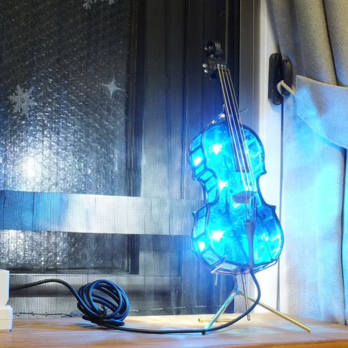 バイオリン；ステンドグラス作品 ver．7 LEDを組み込んだ