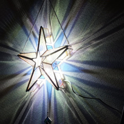 クリスタルガラスの星が灯る部屋に・・ver.2　　（ステンドグラス、ＬＥＤランプ　壁掛け） 7枚目の画像