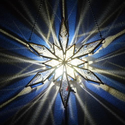 雪の結晶 ステンドグラス （LEDランプ 壁掛け） スタンドライト