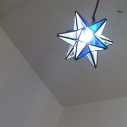 青の星灯り　ver．2   ステンドグラス手作り 星型 ＬＥＤランプ　 5枚目の画像