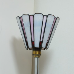 ウルトラマリンブルーとピンクのフロアランプ　アッパースタンド　48-1　ＬＥＤ電球は含まず。 6枚目の画像
