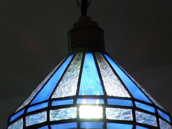 フェルメールブルーのペンダントライト（コバルトブルー）　ＬＥＤフィラメント電球付き 8枚目の画像