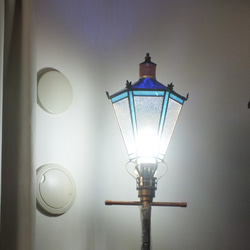 ガス灯 : ブルーの灯り   高さは１．９ｍ 、フロアスタンド  　ver.2 1枚目の画像