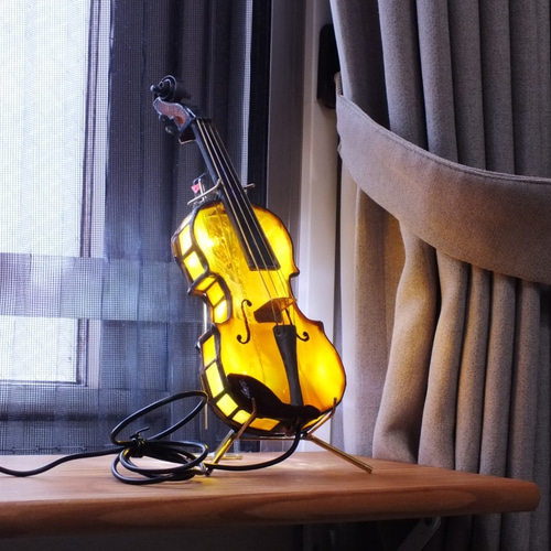 バイオリン；ステンドグラス作品 ver．7 LEDを組み込んだ