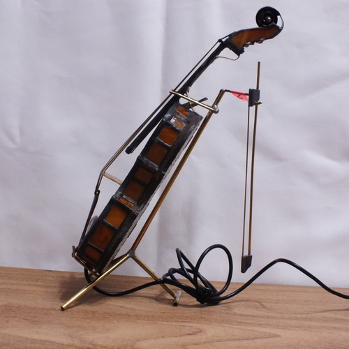 バイオリン;ステンドグラス作品 ver.7 LEDを組み込んだ バイオリン;ステンドグラス作品 ver.7 LEDを組み込んだ