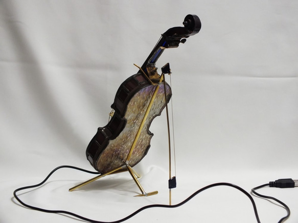 マホガニーのバイオリン；ステンドグラス　ＬＥＤを組み込んだ手作りランプ72　ver．3 9枚目の画像