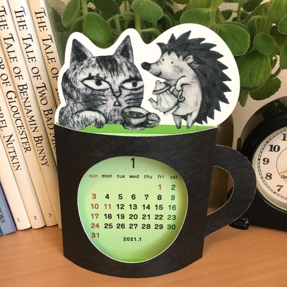 2021年・祝祭日《最新版》＊卓上カレンダー【猫＆ハリネズミ】 2枚目の画像