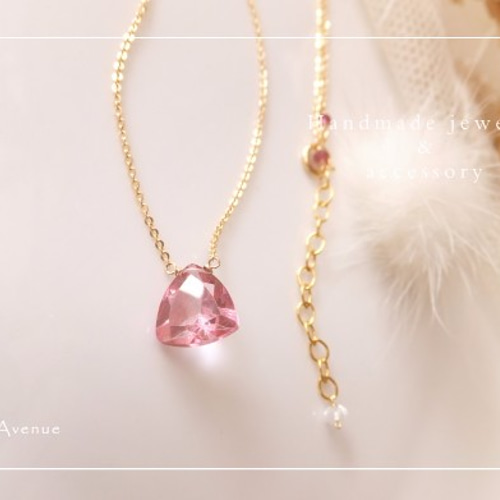 ◇ピンクトパーズ トリリアントカット ネックレス L粒 ネックレス