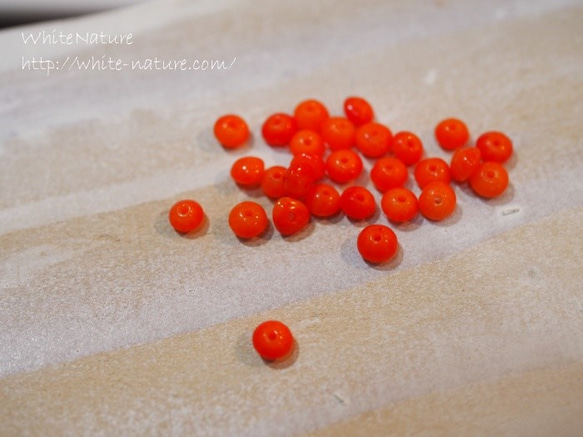 コーラル（珊瑚）ソロバンカット　オレンジ　約2-4ミリ　15グラム（約40～50個） 2枚目の画像