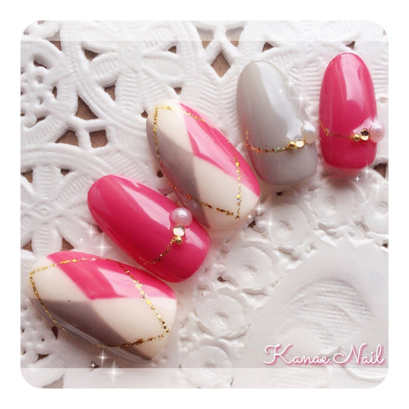 ビビットピンク×グレーニットガーリーネイル♡