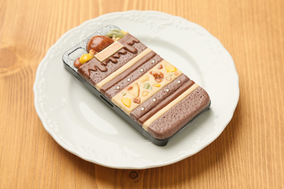 チョコナッツケーキ　iPhone5/5sケース 2枚目の画像