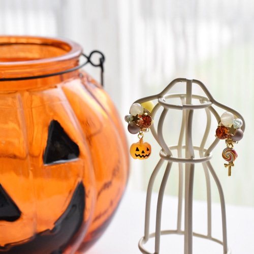 ロリポップとかぼちゃのハロウィンピアス/イヤリング ピアス（その他