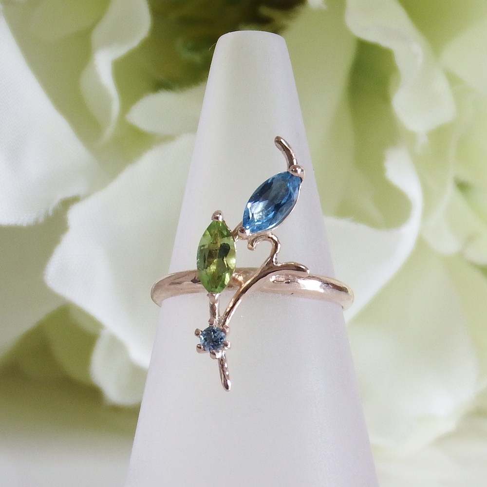 蔦モチーフのK10ゴールドピンキーリング 73,700円