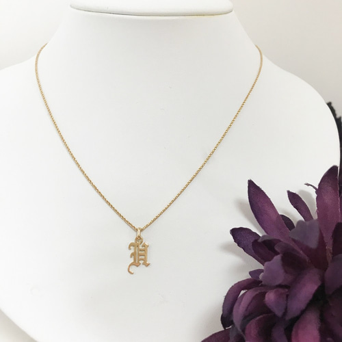 K18 イニシャル ペンダントトップ 「H」店舗在庫品 K18 イニシャル ペンダントトップ 「H」店舗在庫品