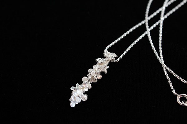 シルバーアクセサリー　ネックレス　【hirahira】 5,236円