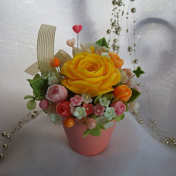 石鹸のバラと蕾と花のアレンジメント～ソープカービング/石鹸彫刻 3枚目の画像