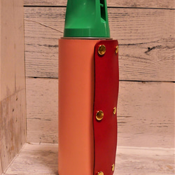 殺虫剤ガス缶カバー　赤色のヌメ革☓ピンクのソフトレザー 3枚目の画像