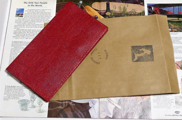「受注制作」赤リザード型押し革の大容量カードケース 5枚目の画像