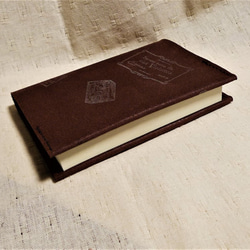 「アウトレットセール」送料無料　ブラウン床革のブックカバービンテージスタンプ②　文庫本サイズ 2枚目の画像