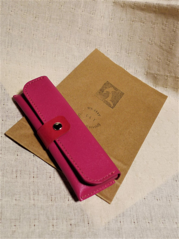 レザーペンケース　ローズピンクの型押し革 5枚目の画像