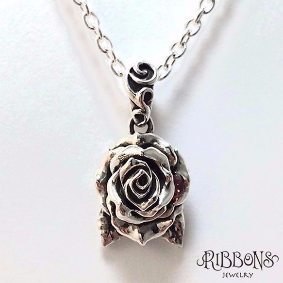 【受注製作・浴衣にも合う】T Rose Pendant【ストーンあり・なし選べる★Silver925・薔薇】 4枚目の画像