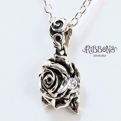 【受注製作・浴衣にも合う】T Rose Pendant【ストーンあり・なし選べる★Silver925・薔薇】 5枚目の画像