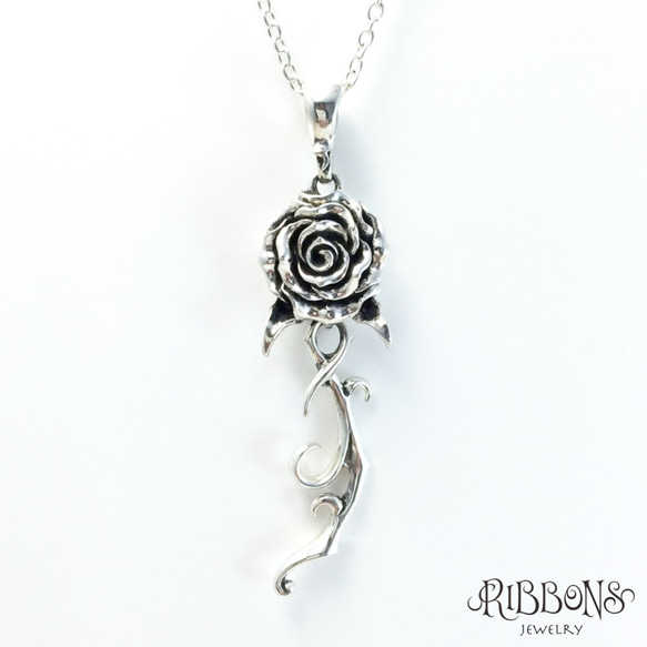 ☆人気・受注製作☆ Rose Stem Pendant【茎がゆらゆら/Silver925/シルバー】 2枚目の画像