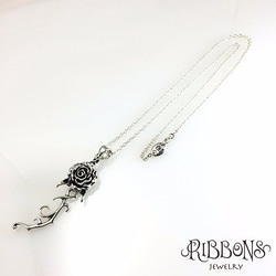 ☆人気・受注製作☆ Rose Stem Pendant【茎がゆらゆら/Silver925/シルバー】 7枚目の画像