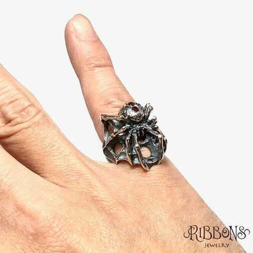 キラキラ ストーン 蜘蛛 クモ 指輪 リング ゴシック パンク ロック サブカル キラキラ ストーン 蜘蛛 クモ 指輪 リング ゴシック パンク