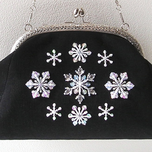 ビーズ刺繍がま口バッグ 雪の結晶＊ビーズ刺繍のがま口バッグ がま口 スノウバアド 通販
