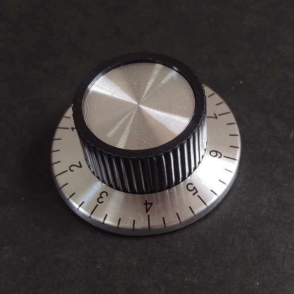 [磁鐵] 錶盤式旋鈕磁鐵/SKM錶盤大 第7張的照片