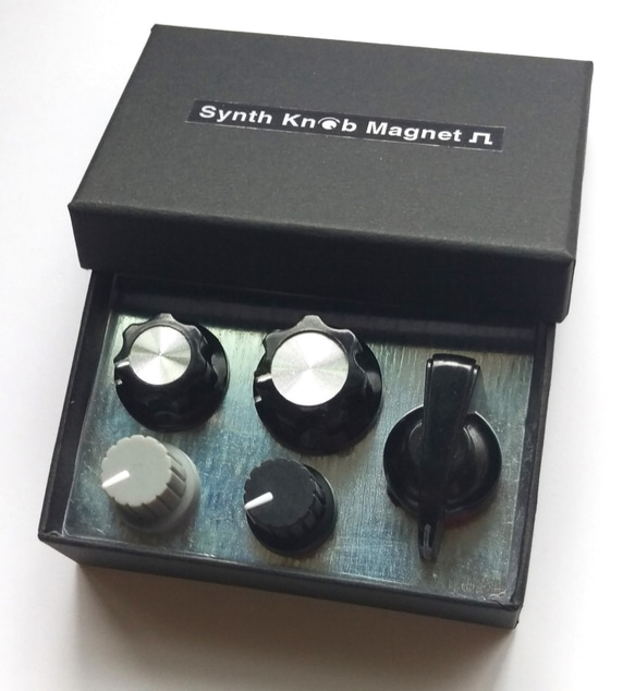 【マグネット】SKMモノトーンアソートセット Synth Knob Magnet 1枚目の画像