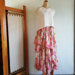 花束のロングスカート 2枚目の画像