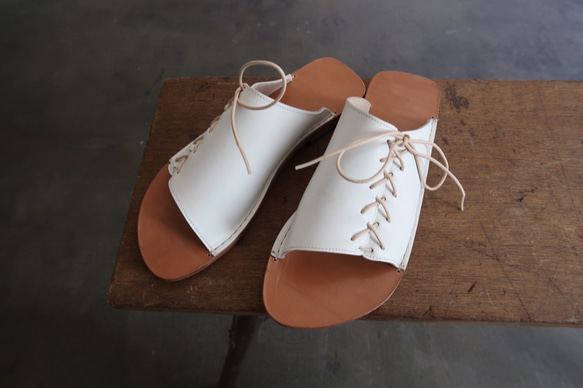 Lace-up sandal <レディース> 2枚目の画像