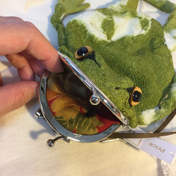蛙のガマ口ポーチ 5枚目の画像