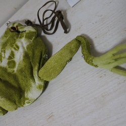 モロ見え蛙のガマ口ポーチ 3枚目の画像