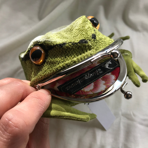 ふっくら蛙のがま口ポーチ がま口 Schizkkha 通販 8538005