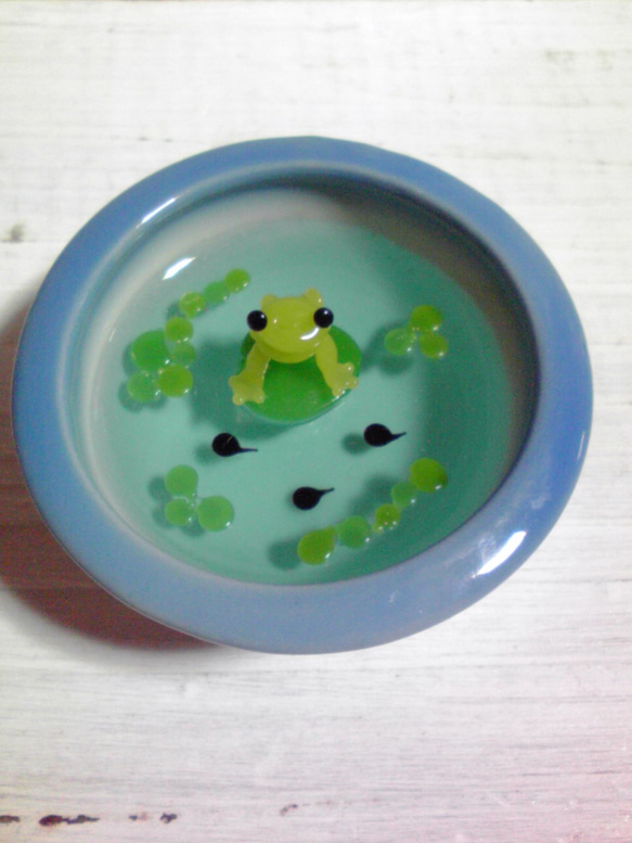 碗青蛙（圖案自動） 第3張的照片