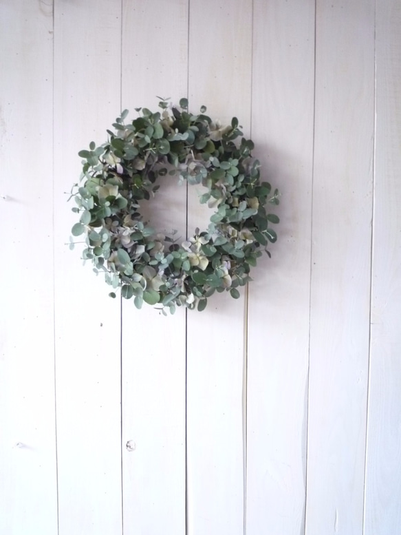 ユーカリと紫陽花　(Wreath リース） 2枚目の画像