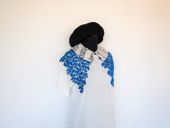 衿付きレースストール　(ブルーレース×シースルーカットワーク刺繍カラー)　トライアングルタイプ 1枚目の画像