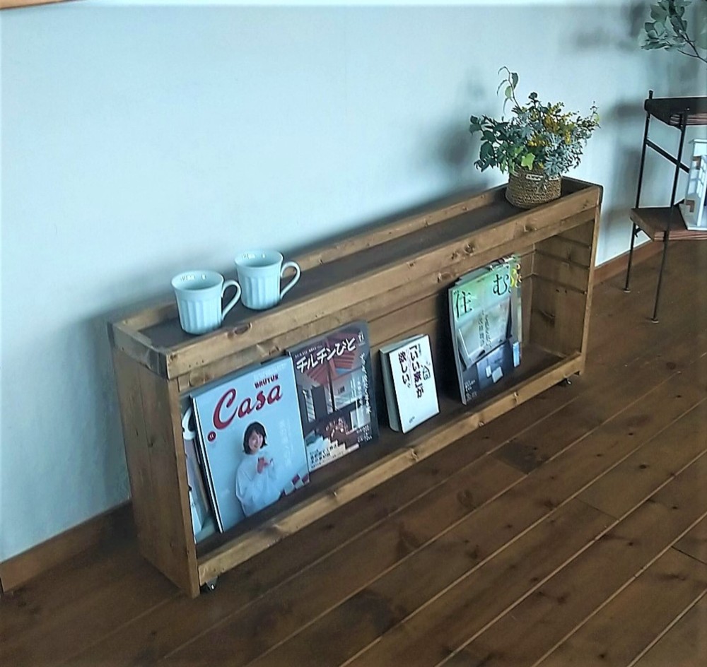 ソファ後ろの収納棚（キャスター付き）W120cm、受注生産品