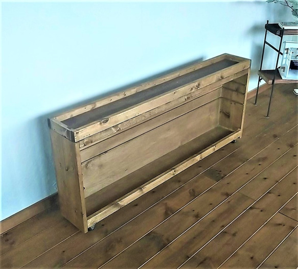 ソファ後ろの収納棚（キャスター付き）W120cm、受注生産品                                     ソファの後ろに、ちょっと物が置ける棚があると便利なので、作ってみましたソファ後ろ以外でも、奥行が浅 ZY1515542611(11500円)