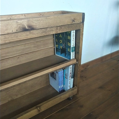 ソファ後ろの収納棚（キャスター付き）W120cm、受注生産品 棚