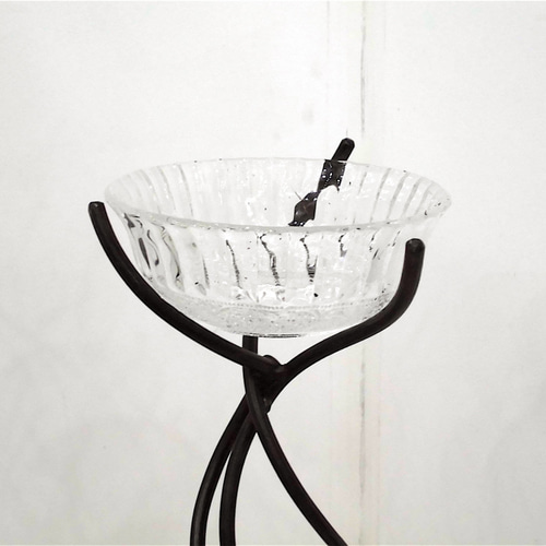 イタリア　3本脚アイアン+天然石花台　ヴィンテージ イタリア 3本脚アイアン+天然石花台 ヴィンテージ