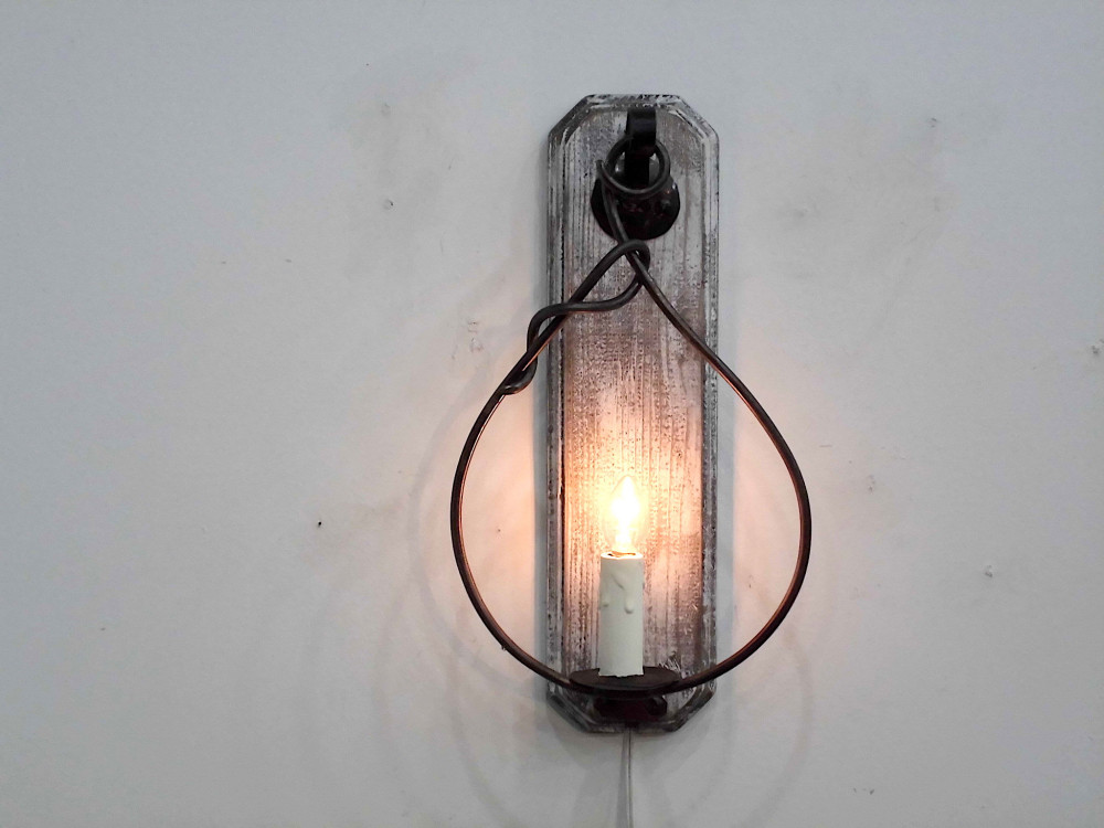 アンティーク風、アイアンのキャンドルランプ（壁掛け・リング付き）受注生産品