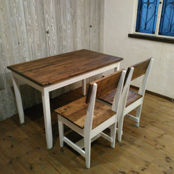 ツートンカラーの木製ダイニングテーブル  受注生産品 4枚目の画像