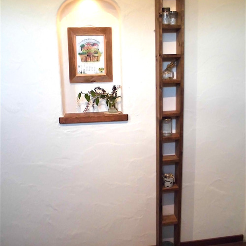 パイン材の柱棚（サイズ指定の隙間棚、幅21〜30cmバージョン）受注生産